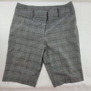Chadwick's Dress Shorts Women's size 10 Black White Plaid Dressy Pockets